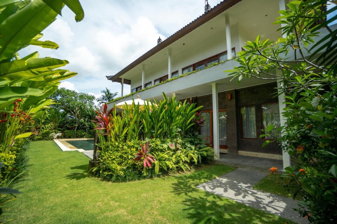 Desa Swan Villas & Spa, Keramas Kültér fotó