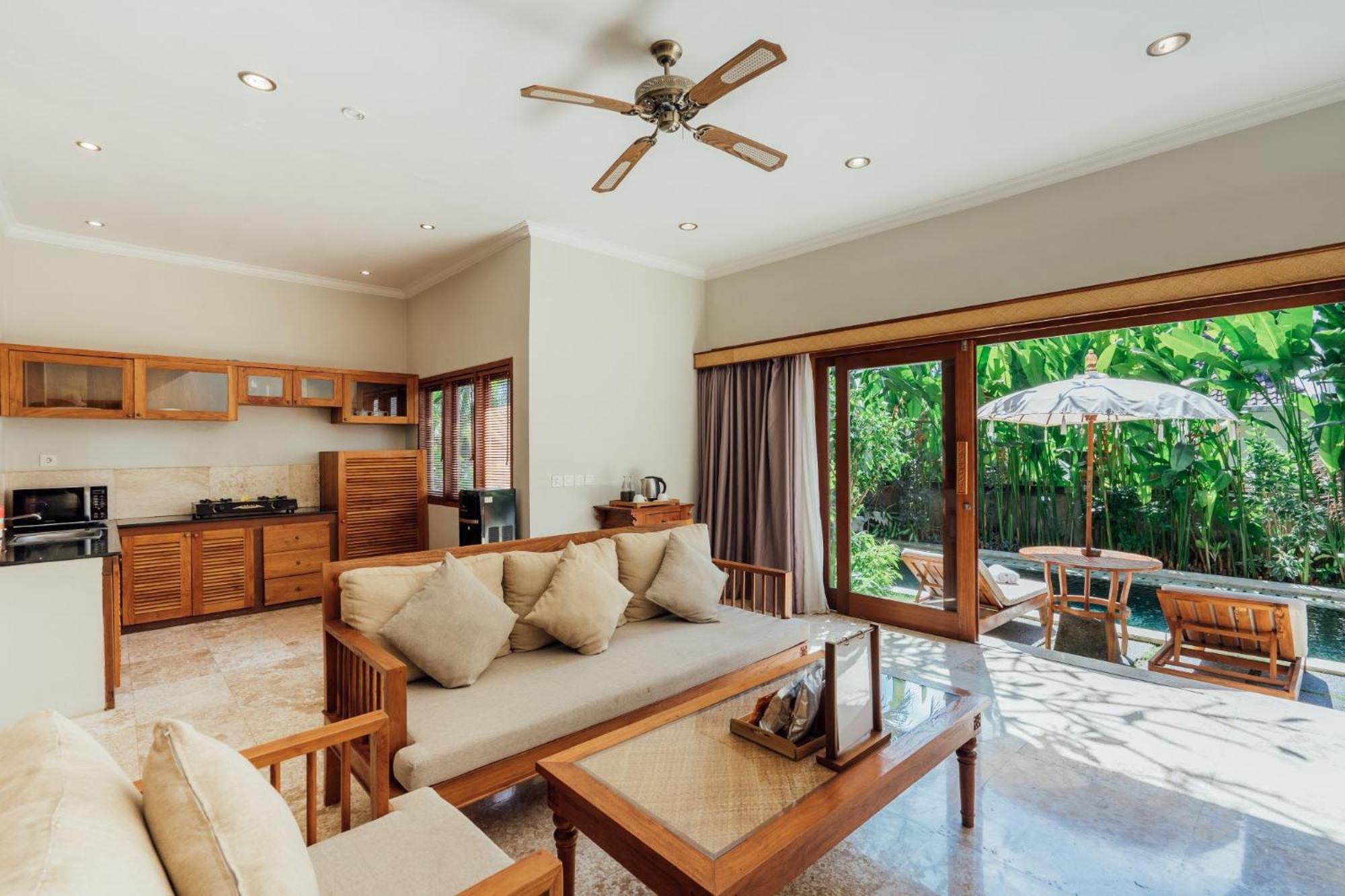Desa Swan Villas & Spa, Keramas Kültér fotó