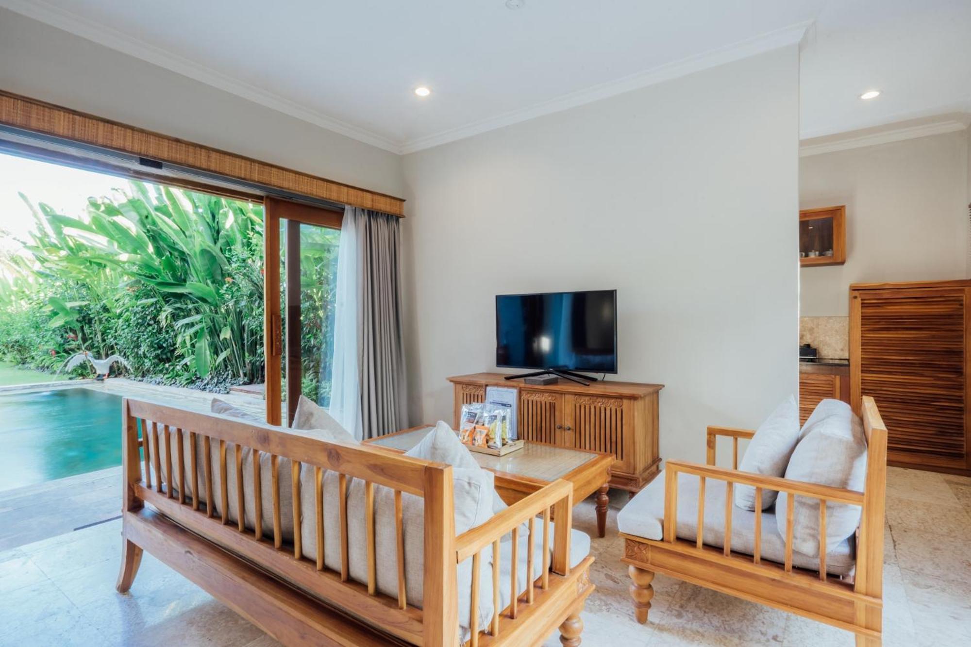 Desa Swan Villas & Spa, Keramas Kültér fotó